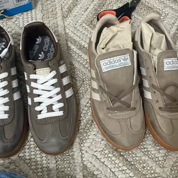 Aynı Model İki Ayakkabı Farklı Çıktı, Müşteri Hizmetinden Cevap Yok, İade Talebi