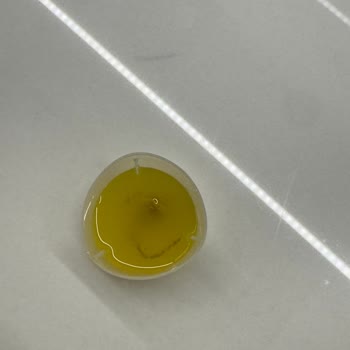 Kukuli Multivitamin Sıvısında Uzun Yabancı Madde Çıktı: Güvenlik Ve Hijyen Endişesi