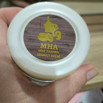 Arnavut Kremi Ciltte Kireç Tabakası Bırakıyor Ve Olumsuz Yorumlar Engelleniyor, İade Talebi