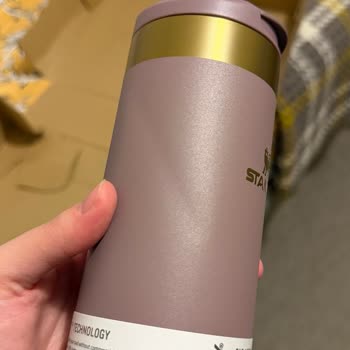 Kırık Kargo Ve Hijyenik Olmayan Ambalaj Nedeniyle Hasarlı Termos Ve Ruj Şikayeti