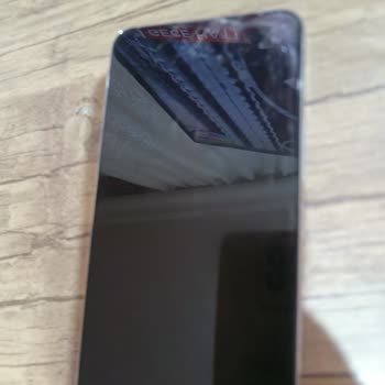 Reeder S19 Max Telefonum İçin Yedek Parça Ve Onarım Talebi