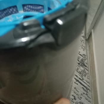 Garanti Kapsamındaki Parça Kırılması Ve Şarj Çekim Gücü Sorunları Ücretli Çözülmek İsteniyor