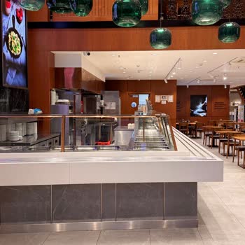 Akasya AVM'de Bizim Mutfak Şubesi Erken Kapanış Nedeniyle Satış Yapmadı