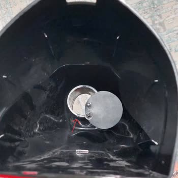 Hera 2000 Elektrikli Süpürge Toz Haznesi Kapağındaki Kırık Pin Sorunu