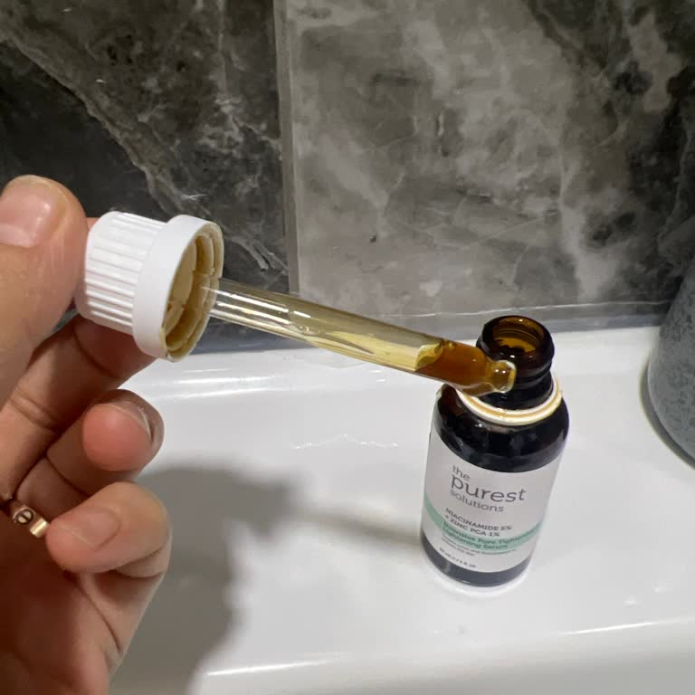 Bozuk Niacinamide Ürünü Yüzümde Kızarıklığa Sebep Oldu, İade Talebi