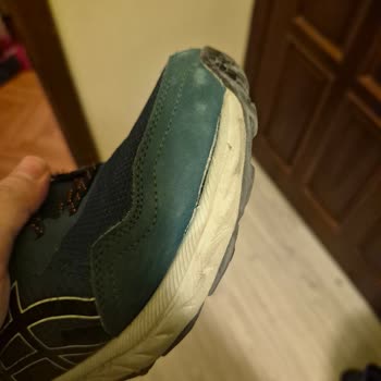 Asics Ayakkabımda Kullanıcı Hatası İddiasıyla Değişim Reddi