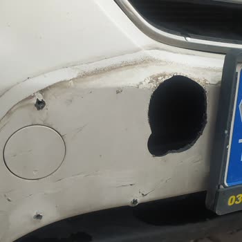 Orijinal Tampon Üzerindeki Çivi İzleri Ve Kesiklere Karşı Bayi Sorumluluğu Ve Tazminat Talebi