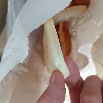 Küflü Sandviçler Nedeniyle İade Talebi Ve Sağlık Endişesi