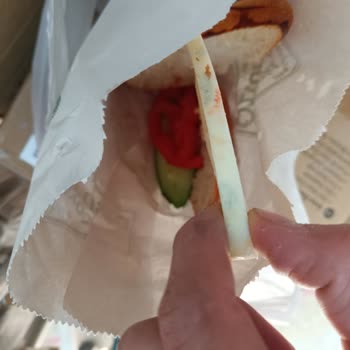 Küflü Sandviçler Nedeniyle İade Talebi Ve Sağlık Endişesi