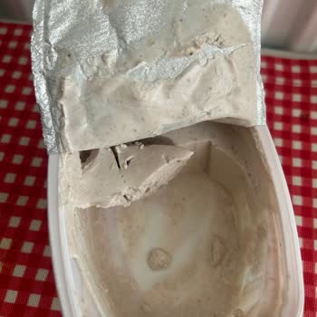 İçim Labne Peynirinde Kıl Çıktığı İçin Güven Kaybı