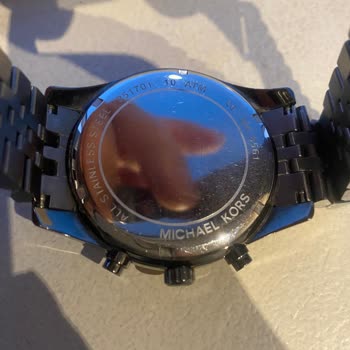 Michael Kors Saatim Su Geçirmez Olmadı, Kadran Buğulandı