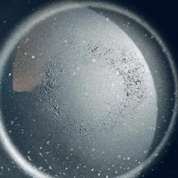 Taç Bella DemirDöküm Cam Kapaklı Tencerenin İç Kaplaması Kabardı Ve Soyuldu