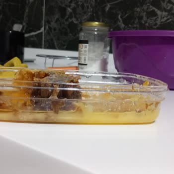 Koop Market Balın Alt Kısmında Yoğun Şekilde Şekerlenme Olduğunu Gördüm