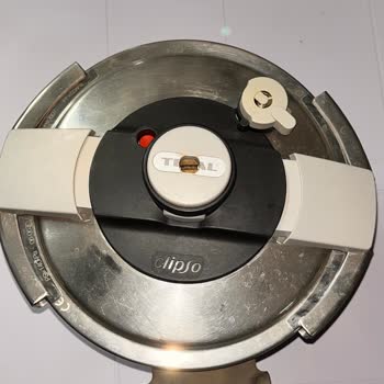 Sürekli Conta Değişimiyle Ekonomik Olmayan Tefal Clipso Düdüklü Tencere