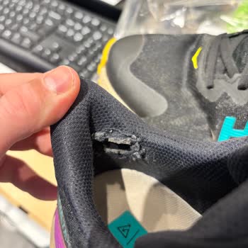 Kısa Sürede Yıpranan Hoka Koşu Ayakkabısının Ücret İadesi Talebi