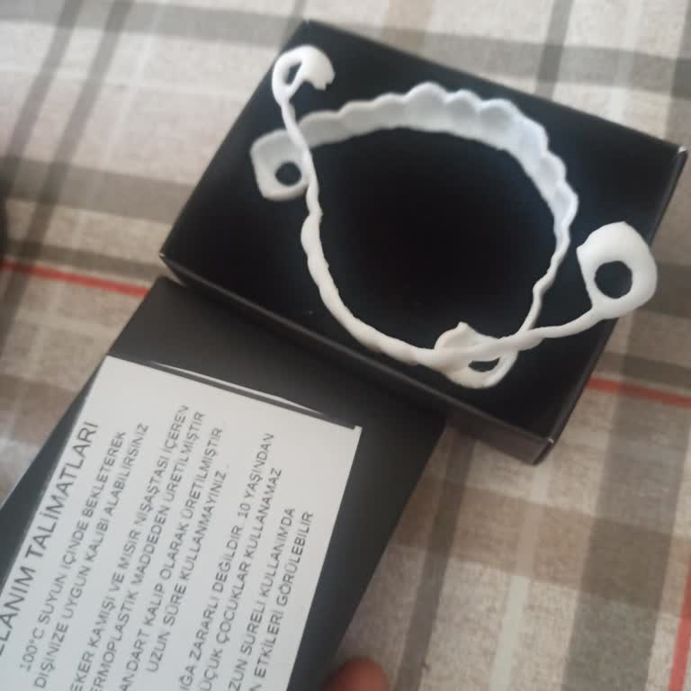 Reklamı Yanıltan Plastik Diş Parçası İçin İade Ve İnceleme Talebi