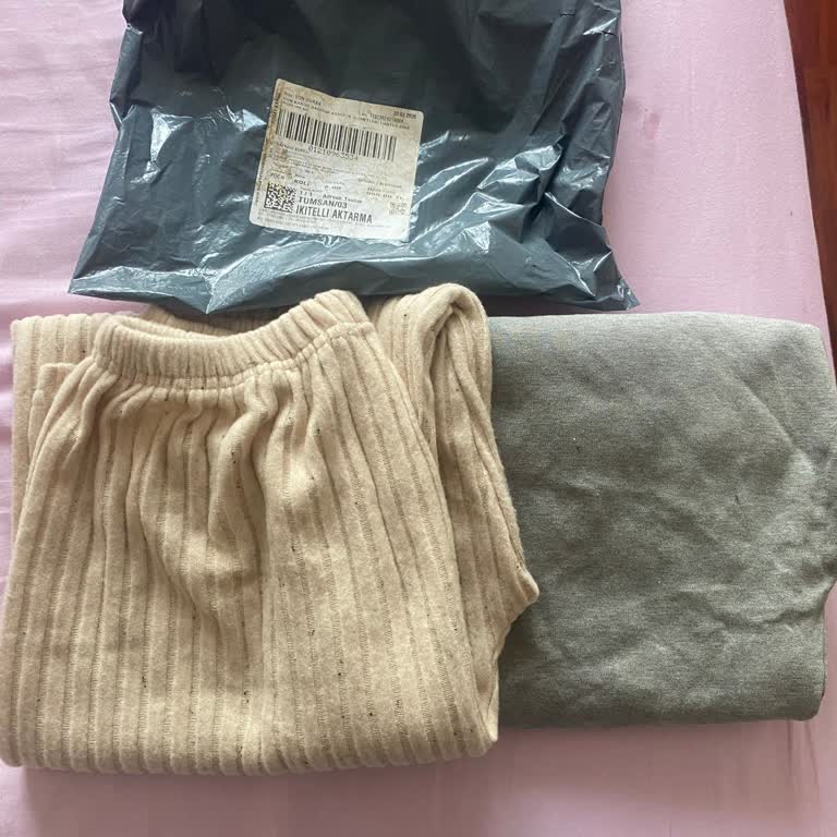 Monakogiyim.com Yanlış Ürün Gönderimi Ve İletişimsizlik Nedeniyle Ücret İadesi Talebi