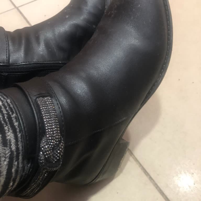 Su Geçiren Bot Ve Mağazanın İlgisiz Yanıtı