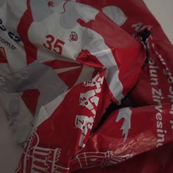 Ferrero Rocher Raffaello Paketi Yırtık Ve Ürün Eksik Geldi, Tam Ve Sağlam Gönderim Talebi