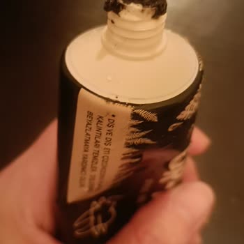 Bitkisel Diş Macununda Yabancı Cisim Bulunması Hijyen İhlali Ve Güven Kaybı