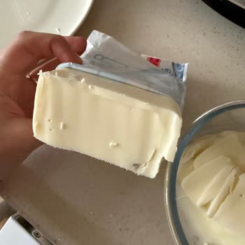 Kaşar Peynirinde Kahverengi Yabancı Madde Tespiti