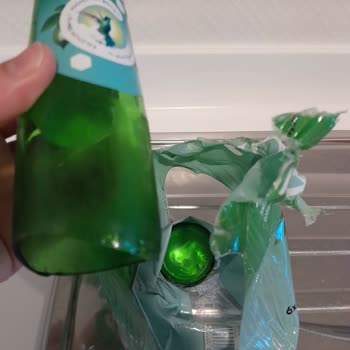 Avoya Sodalarında Boş Şişe Ve Kesilme Riski