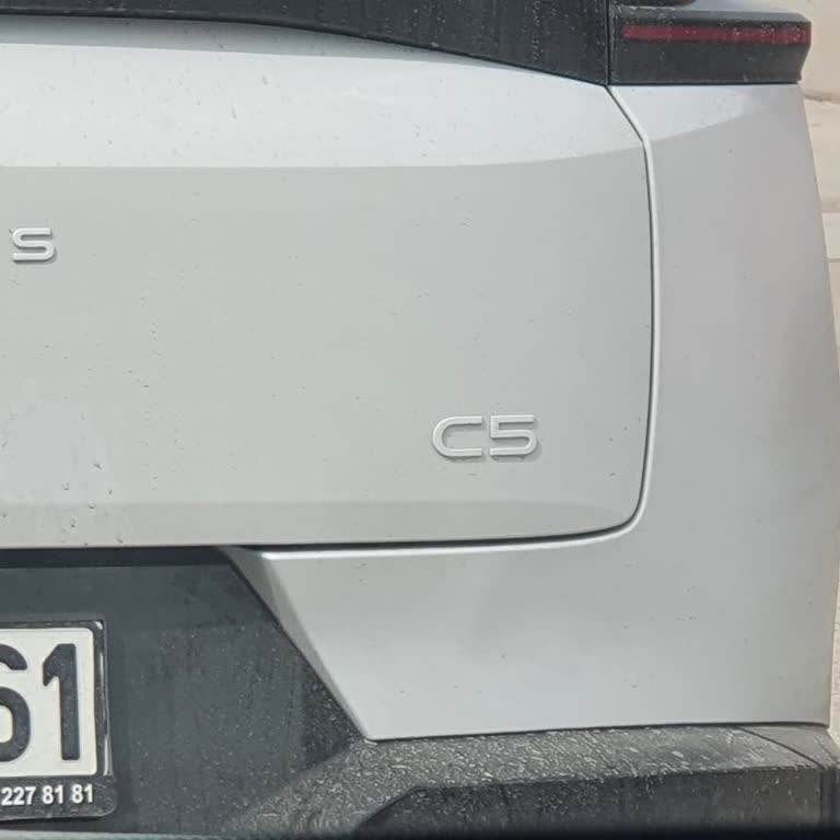 Citroen C5 Aircross Sıfır Kilometrede Tampon Bombeliği İçin Garanti Reddi