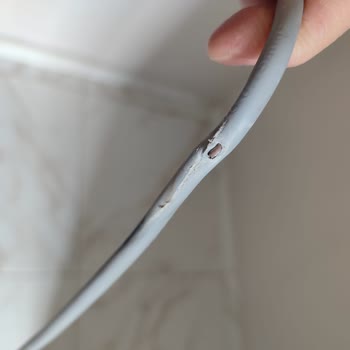 Teşhir Ürün Satın Alındı, Sıfır Dediği Buzdolabı Da Teşhir Çıktı, İptal Ve İade Talebi