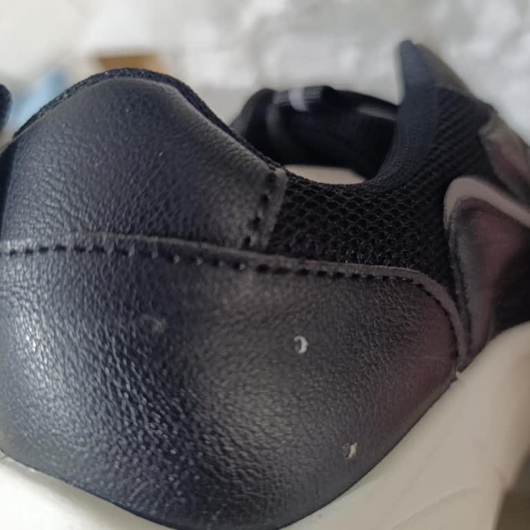 Defolu Ayakkabının Tekrar Satılması Ve İade Talebi