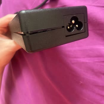 Epttavm Aşırı Isınan ve Eriyen Lenovo Adaptörünün İade Talebi Reddedildi