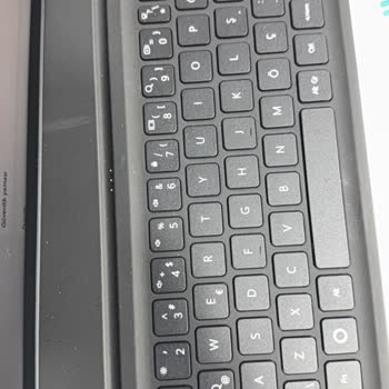 Yanıltıcı Servis, Haksız Ücret Ve Yanlış Klavye Değişimi