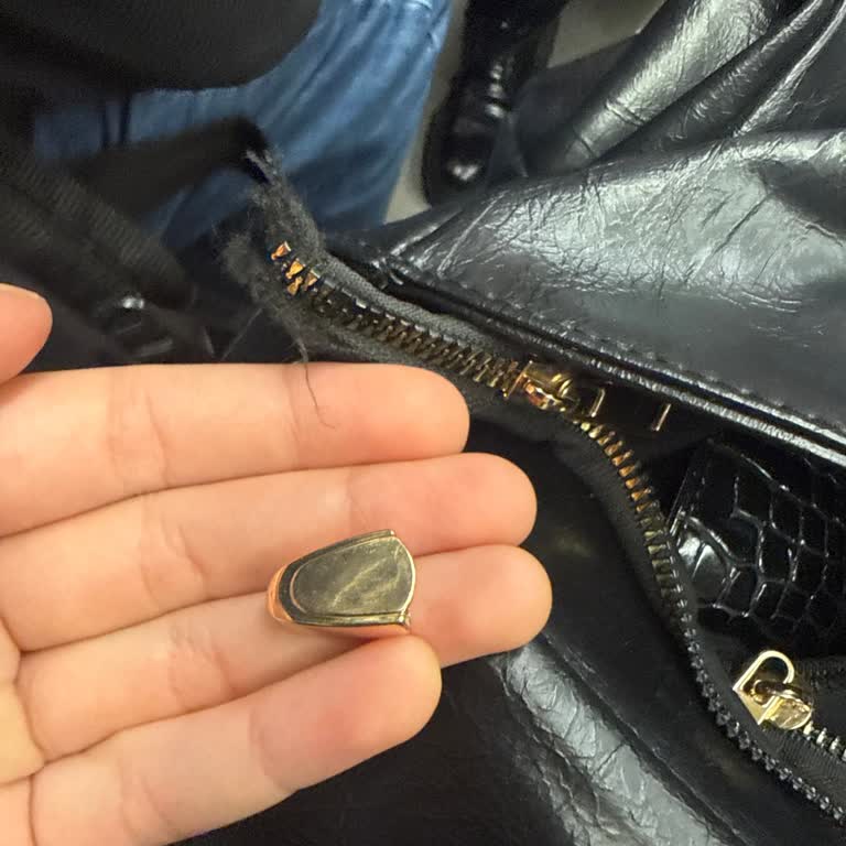 Mudo Çantasının Kısa Sürede Kırılması, Fişsiz Mağaza Çelişkileri Ve İade Talebi