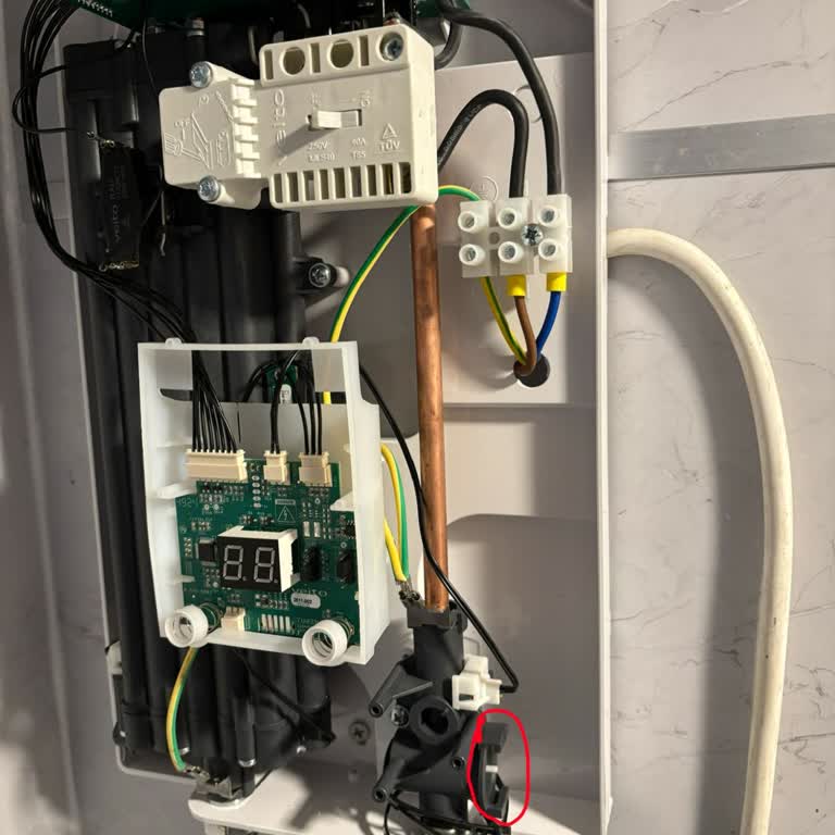 Garanti Kapsamındaki Su Giriş Parçası Kırıldı, Servis Yanıtı Yok