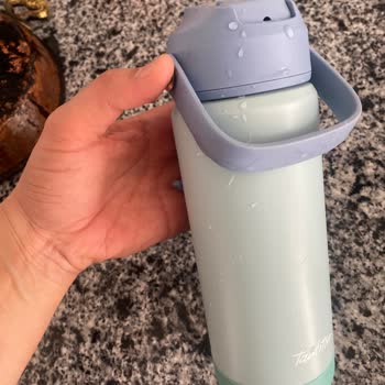 Tantitoni Termosunun Kapağı Kırıldı Ve Su Sızdırıyor