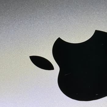 Macbook Air M4'te Çizik Ve Satıcıdan Cevapsızlık: İade Talebi