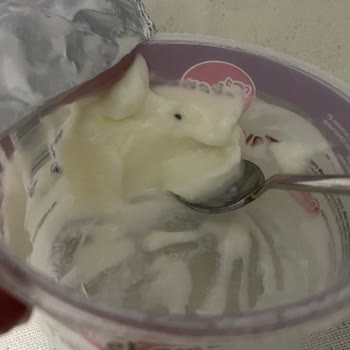 Eker Tavuk Göğsünde Bulunan Siyah Yabancı Madde