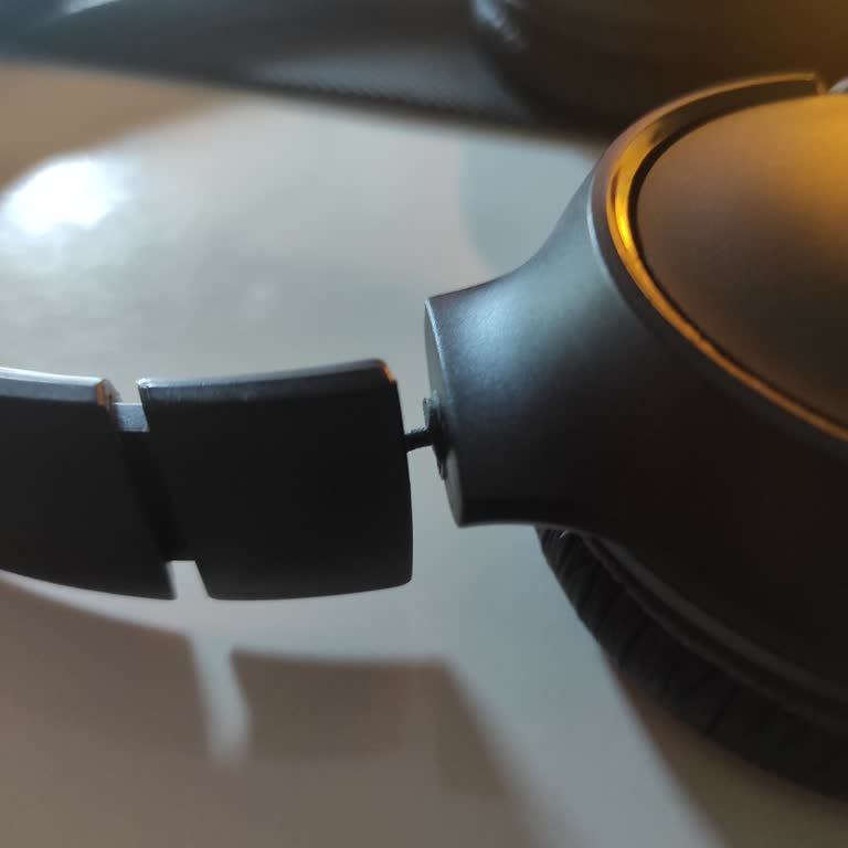 JBL 570BT Kulak Bölümü Aniden Çıktı Ve Garanti Talebi