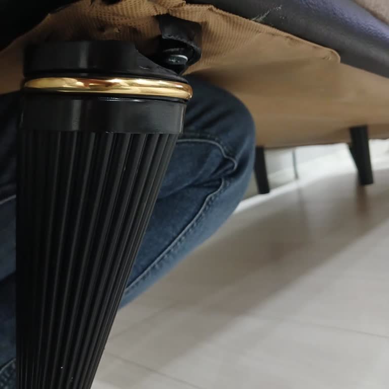 Mondi Armada Koltuk Ayak Değişimi İçin Aşırı Servis Ücreti İtirazı