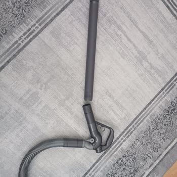 Dyson Süpürge Borusu Kısa Sürede Kırıldı, Garanti Kapsamında Değişim Talebi