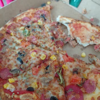 Geciken Ve Soğuk Pizza İçin İade Talebi Ve Teslimat İncelemesi