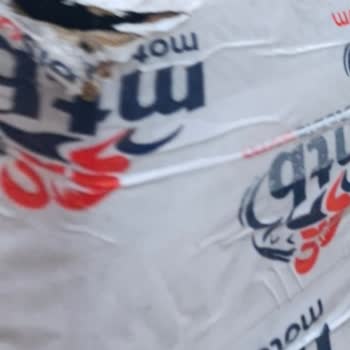 Kargodan Gelen Hasarlı Paket Ve Cevapsız Müşteri Hizmeti Nedeniyle Değişim Talebi