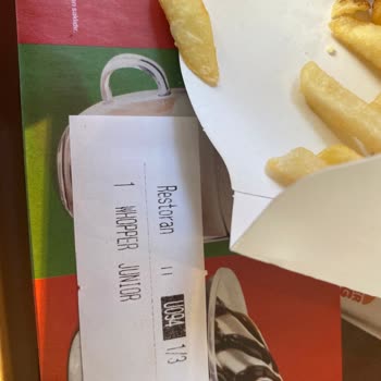 Yanlış Whopper Ve Kaba Personel Davranışı