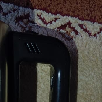 Pierre Cardin Çelik Çay Makinesinin Aşırı Isınan Tutma Yerinden İade Talebi