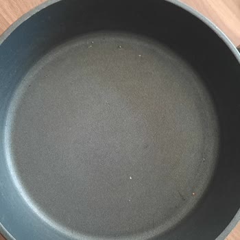 Karaca Züccaciye Fatura Temin Edilemediği İçin 10 Yıllık Garanti Kapsamındaki Tencere Değiştirilmedi