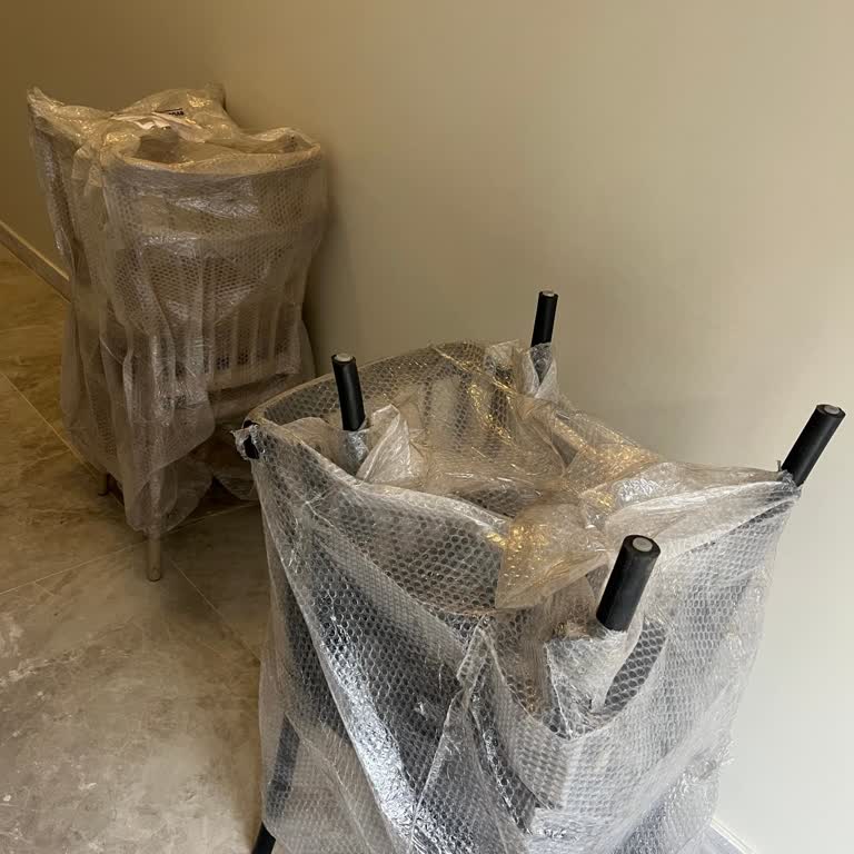 Yanlış Renk Sandalyeler Gönderildi, İade İşlemi Görülmedi