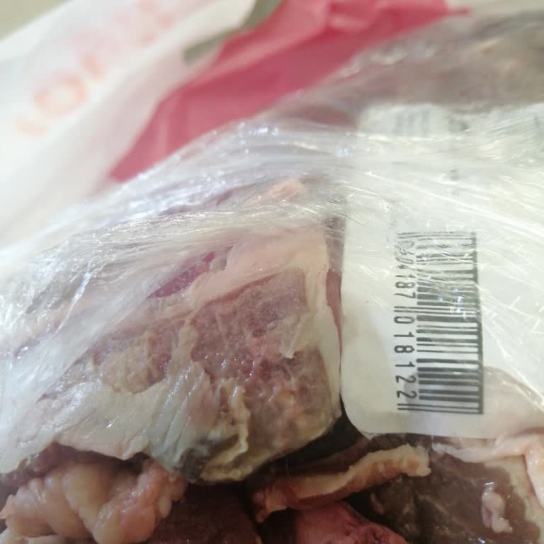 Kokulu Kuzu Eti Ve Cevapsız Müşteri Hizmeti Nedeniyle 1500 TL İade Talebi