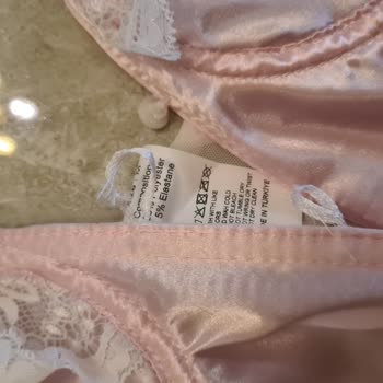 Kalitesiz Bodysuit, Kırık Düğmeler Ve Kaba Müşteri Hizmeti