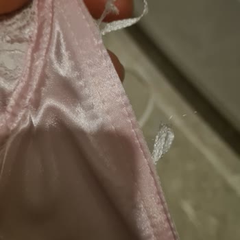 Kalitesiz Bodysuit, Kırık Düğmeler Ve Kaba Müşteri Hizmeti