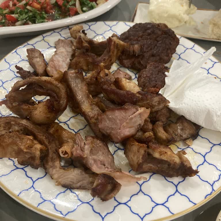 Göksu Çağdaş Şubesinde Lokum Et Ve Hazır Köfte Ürünlerinde Yanıltıcı Etiket Ve Düşük Kalite