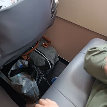 Extra Diz Mesafeli Koltuklarım Değişiklik Nedeniyle Normal Koltukta Oturmak Zorunda Bırakıldı